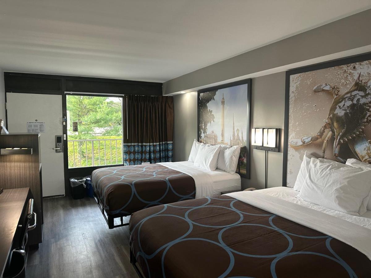 Super 8 By Wyndham Baltimore Northwest Exterior photo