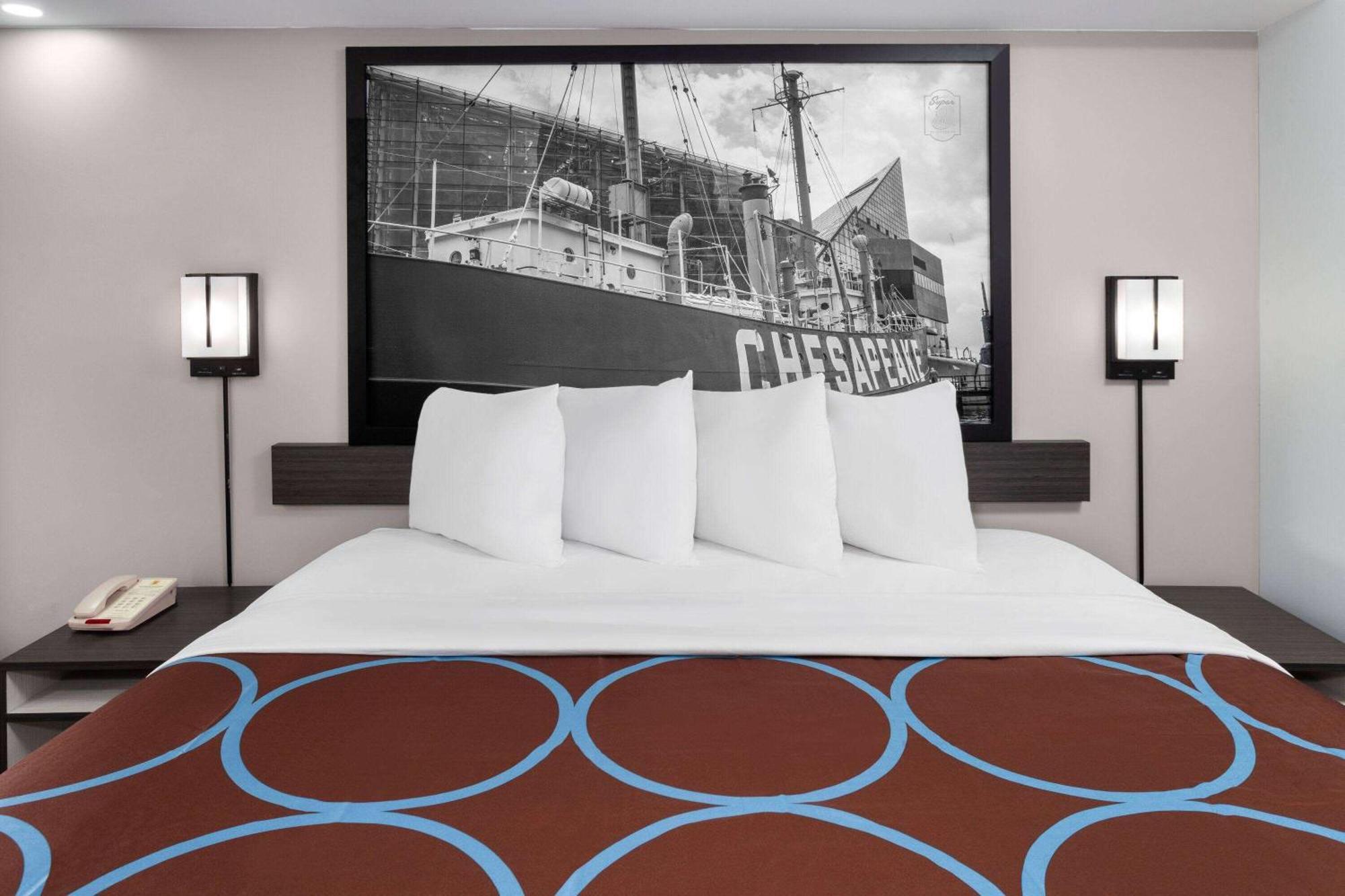 Super 8 By Wyndham Baltimore Northwest Exterior photo